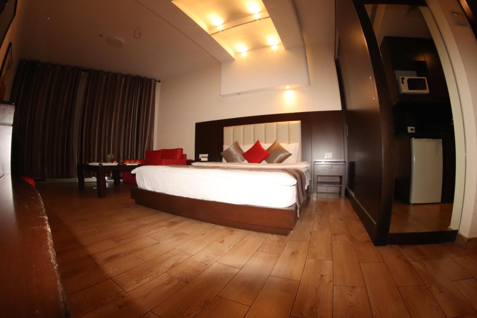 Jounieh Suites Boutique Hotel Εξωτερικό φωτογραφία